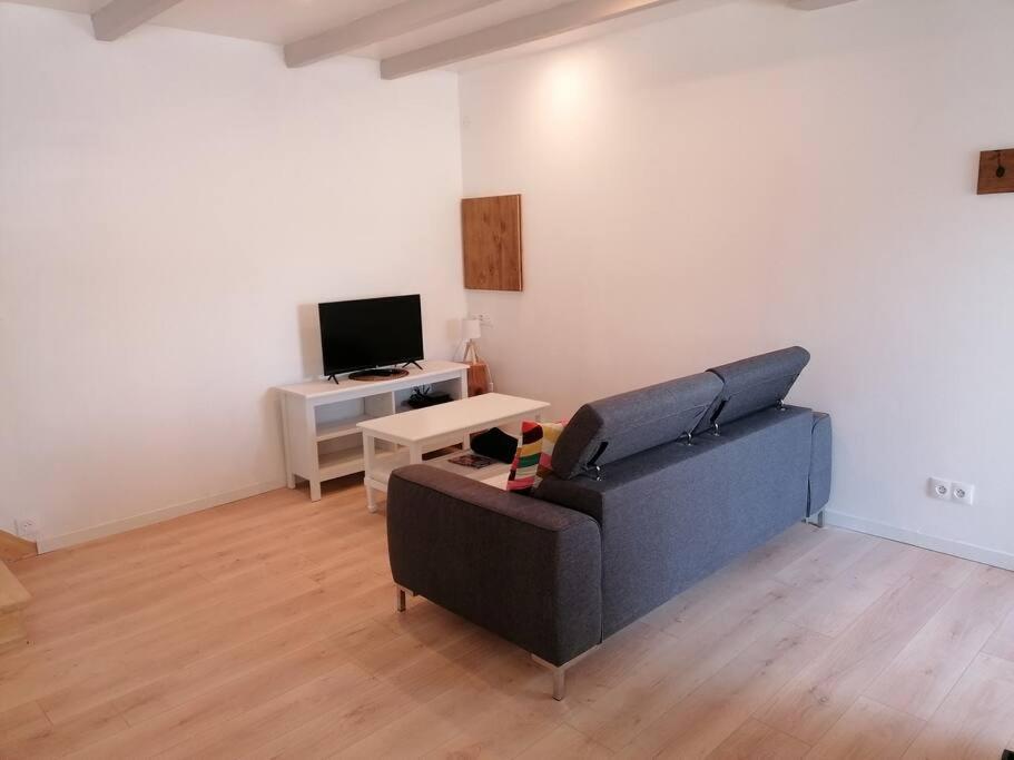 Maison Centre Bourg, 6 Pers, 5 Minutes De La Plomeur